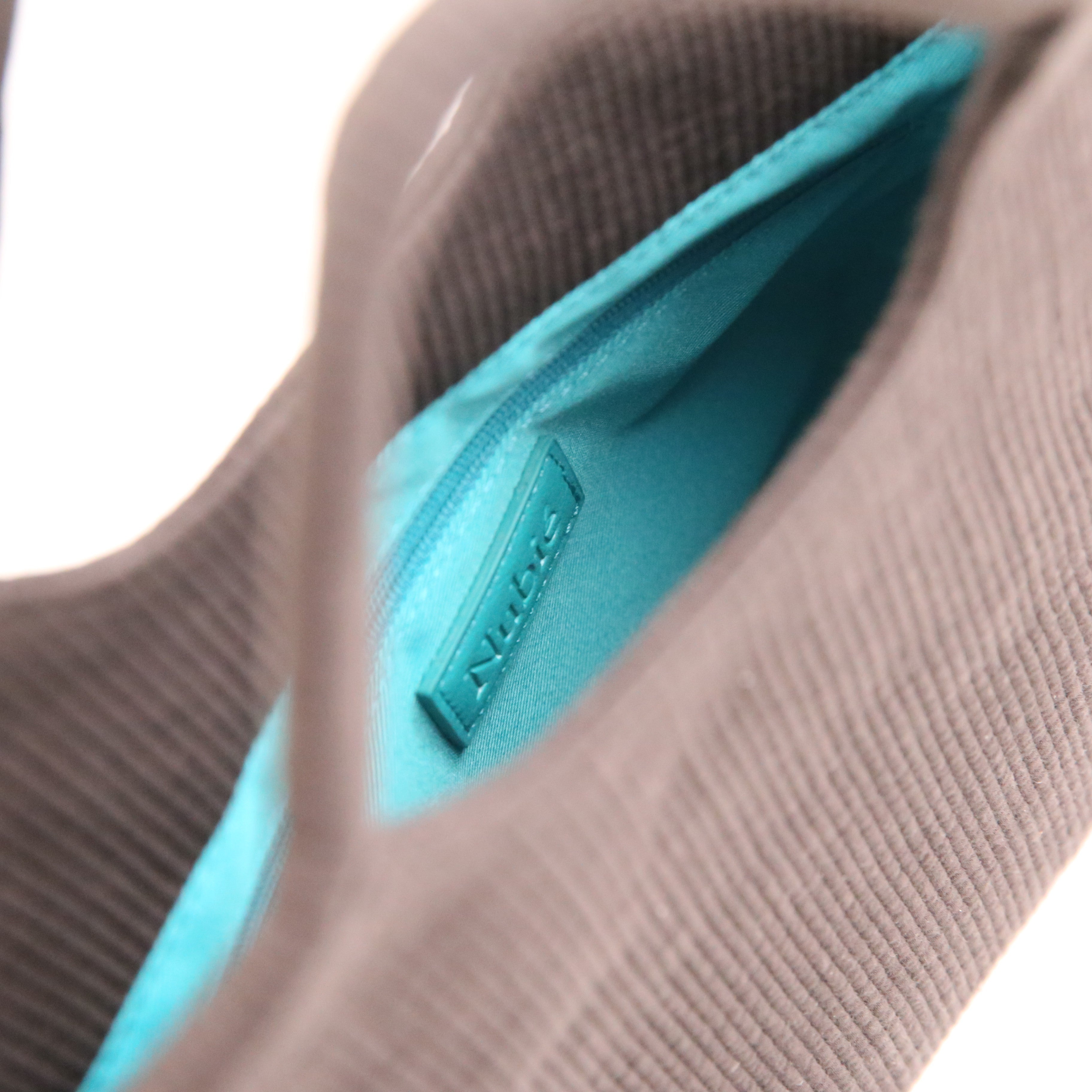 Traveler Pocket Black