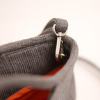Traveler Pocket Gray